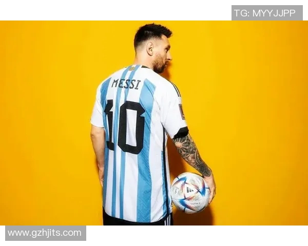 凯莉心目中的足球偶像男星是谁他在绿茵场上的表现让她倾心